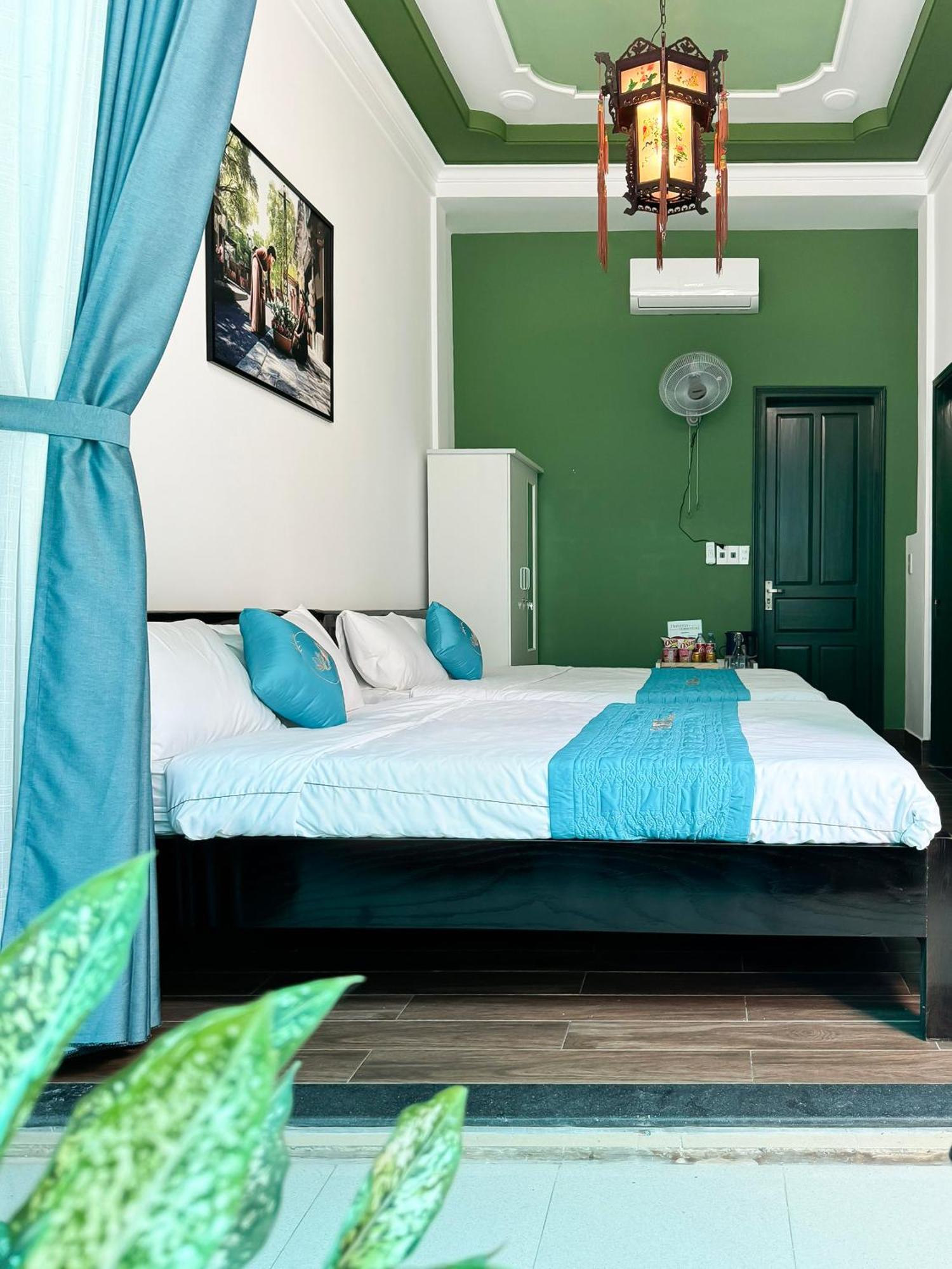 Plumeria Homestay Thon Kim Long Bagian luar foto
